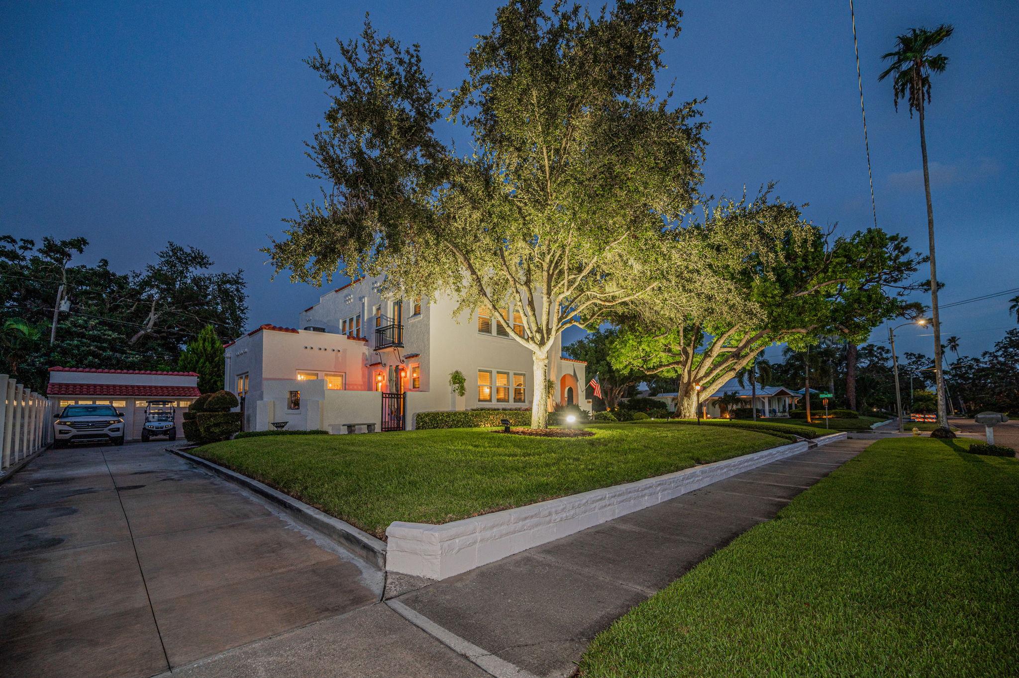 Front Exterior33