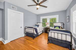Upper Level Bedroom2b