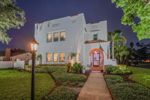 Front Exterior52