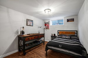  Photo 32