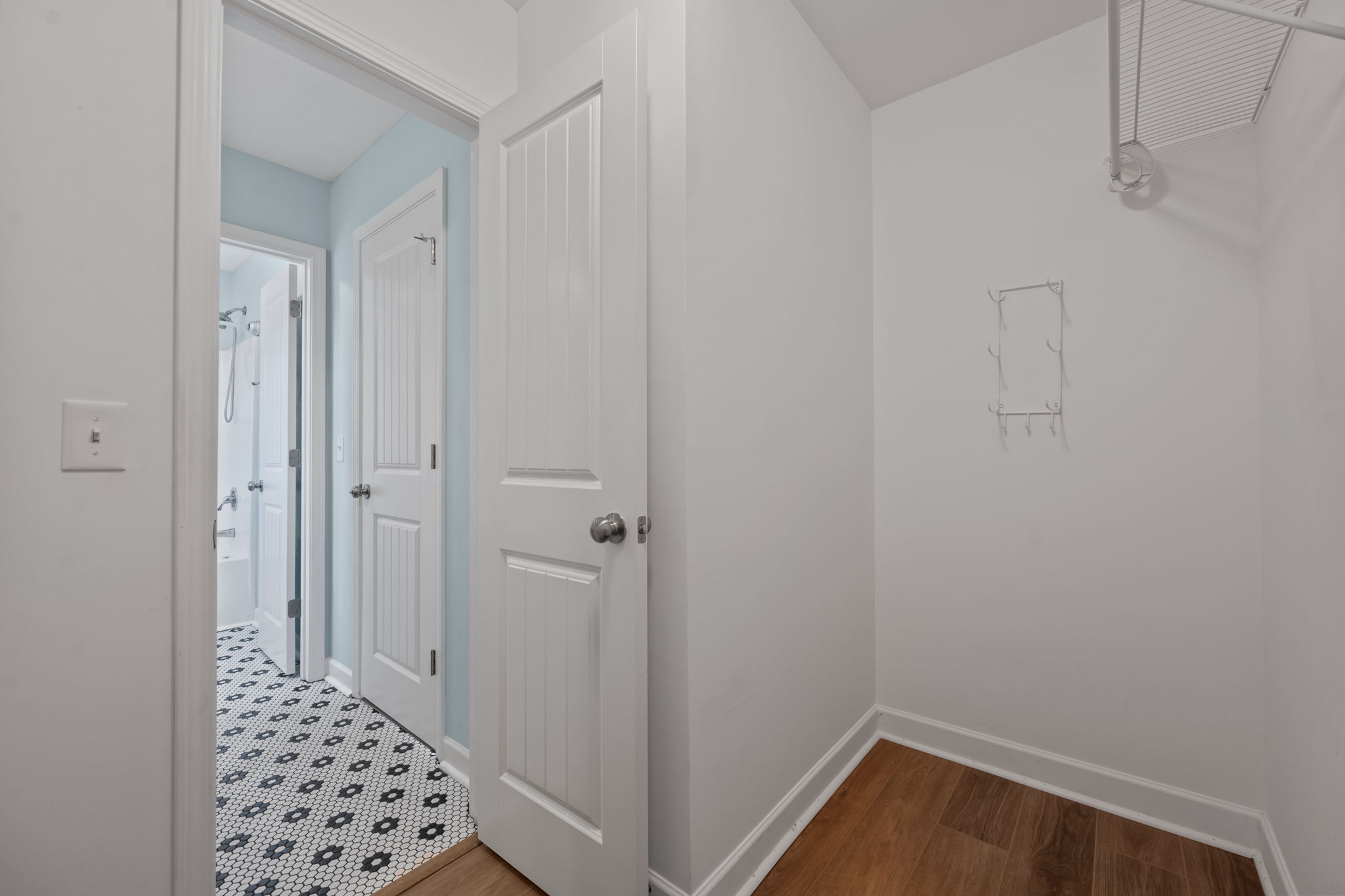 Master Walk In Closet