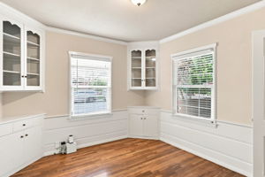 012_F8_301 Lorimer St