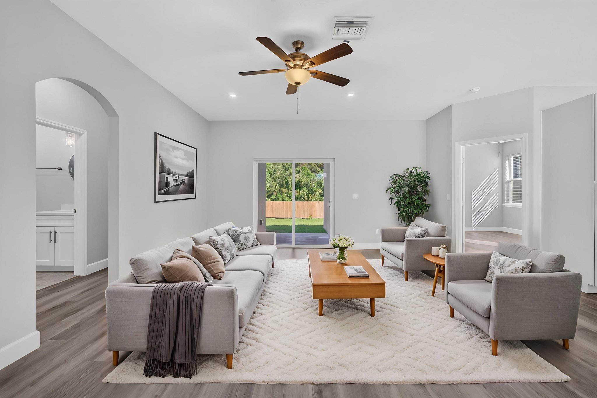 301 Magnolia16 virtually staged.jpeg