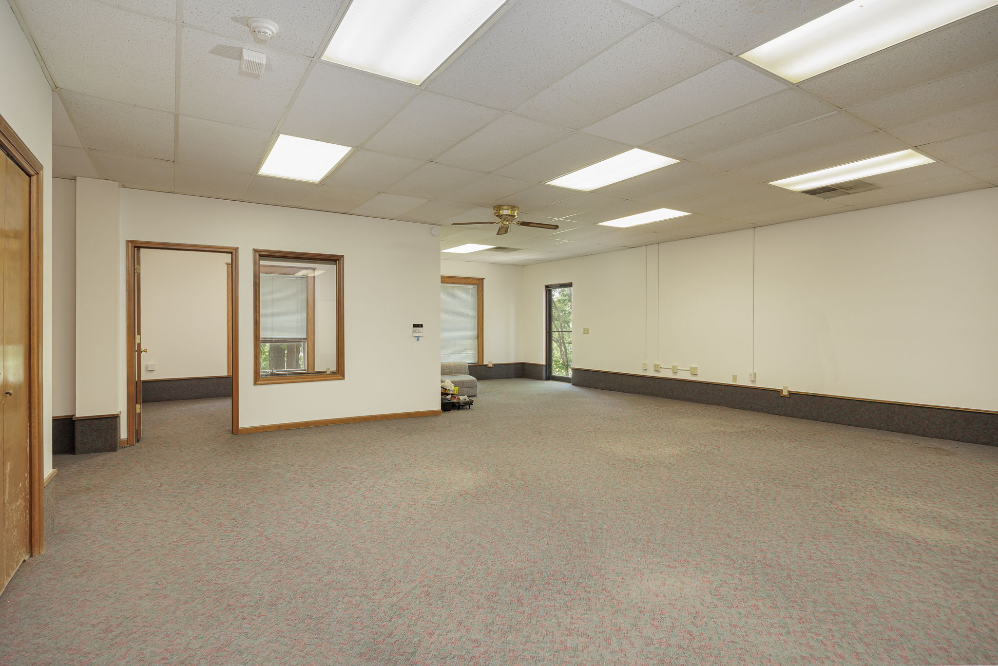 Lower Level Right Wing