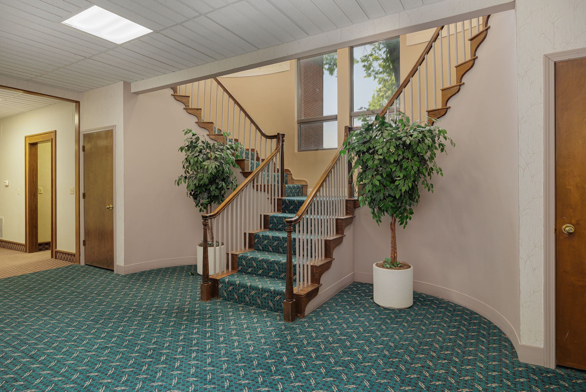 Lower Level (bathroom and stairs)