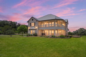  Photo 0