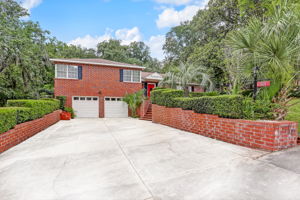 Welcome to 301 N 18th St