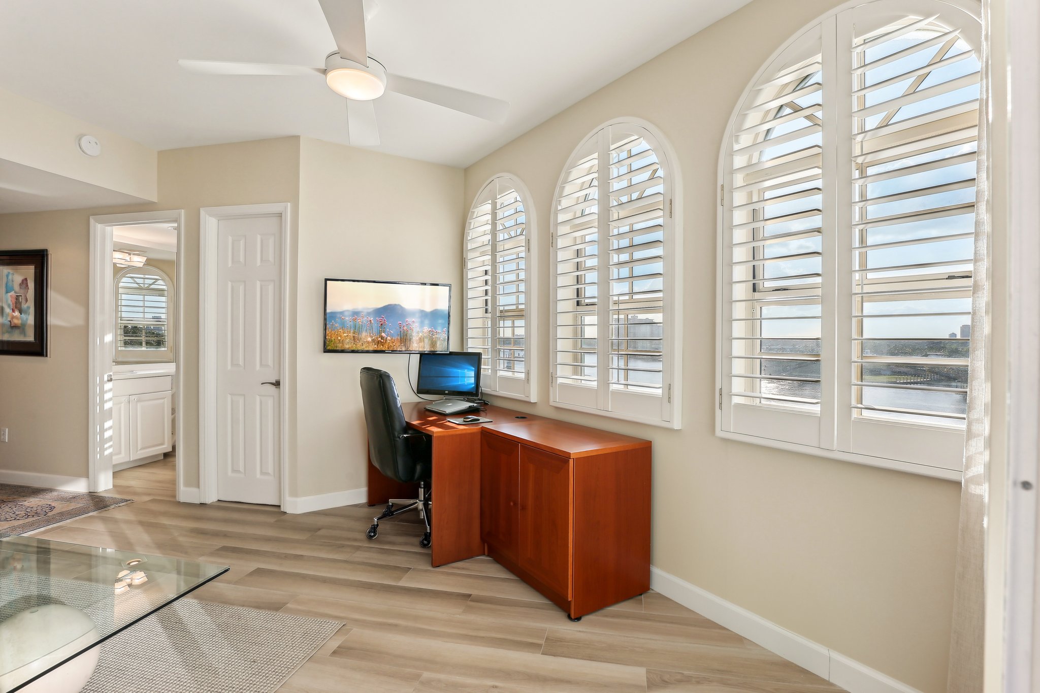 N Birch Rd 6N-032.jpg