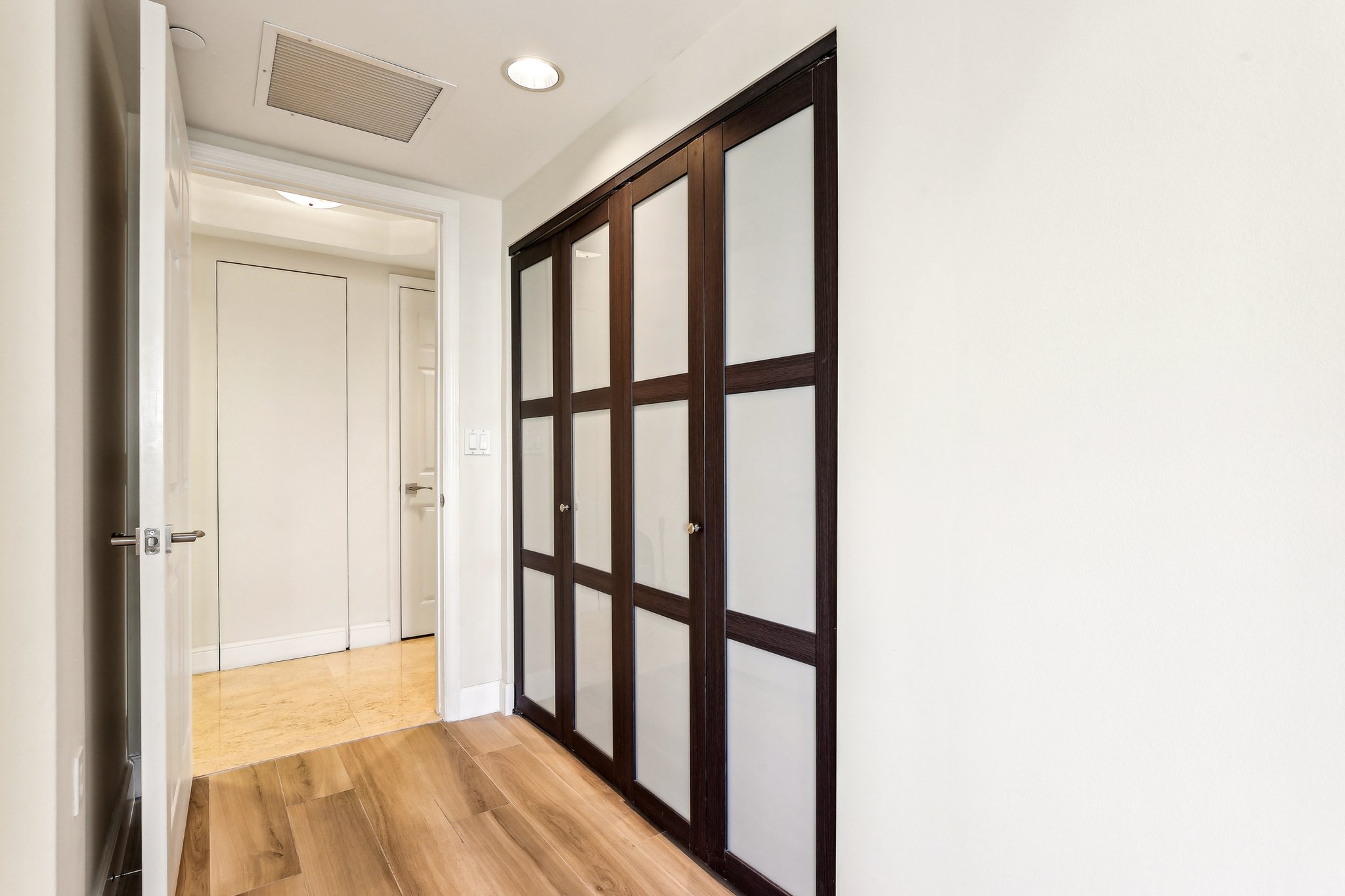 N Birch Rd 6N-044.jpg