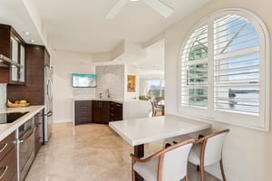 N Birch Rd 6N-013.jpg