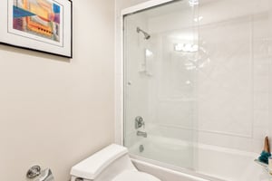 N Birch Rd 6N-028.jpg