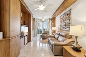 N Birch Rd 6N-034.jpg