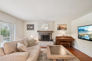 Portsmouth Ave-S1703-006.jpg