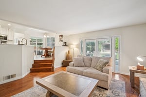 Portsmouth Ave-S1703-008.jpg