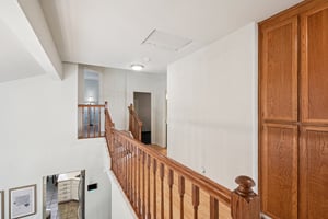 Portsmouth Ave-S1703-028.jpg