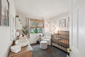 Portsmouth Ave-S1703-030.jpg