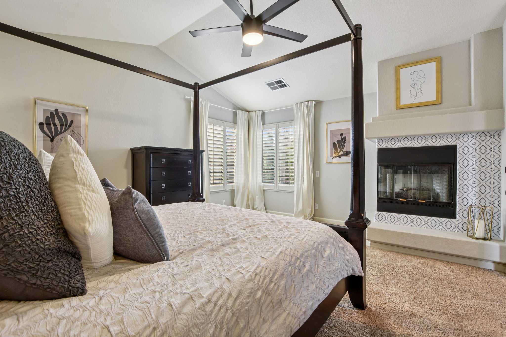 Russi Ct-S2803-023.jpg