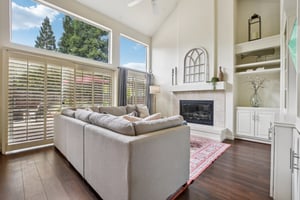 Russi Ct-S2803-007.jpg