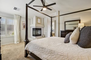 Russi Ct-S2803-024.jpg