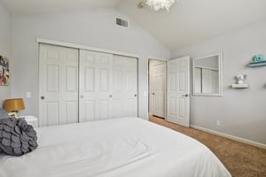 Russi Ct-S2803-032.jpg