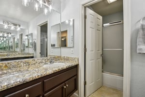 Russi Ct-S2803-036.jpg