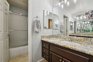 Russi Ct-S2803-037.jpg