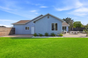 053_F8_301 Shelter Cove Dr