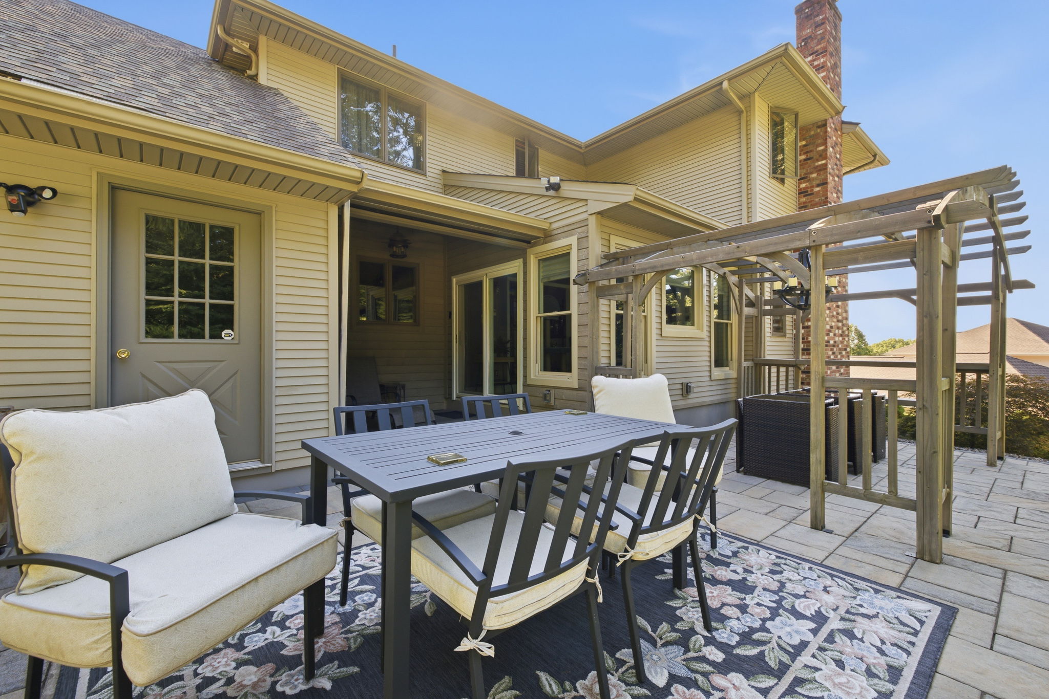  Photo 26