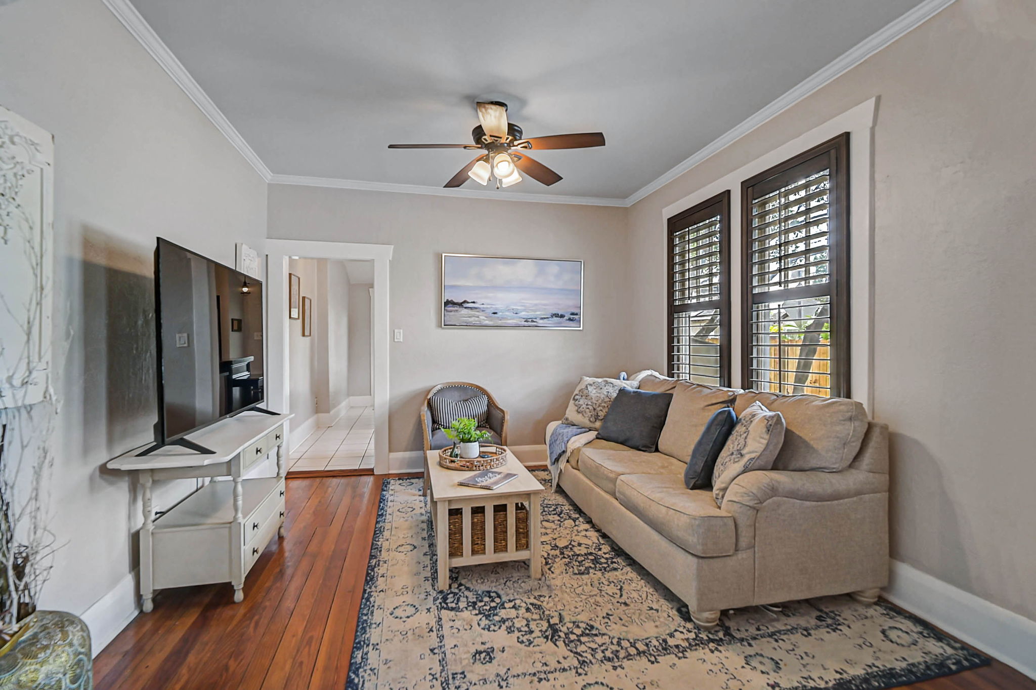 301 W South Ave-10