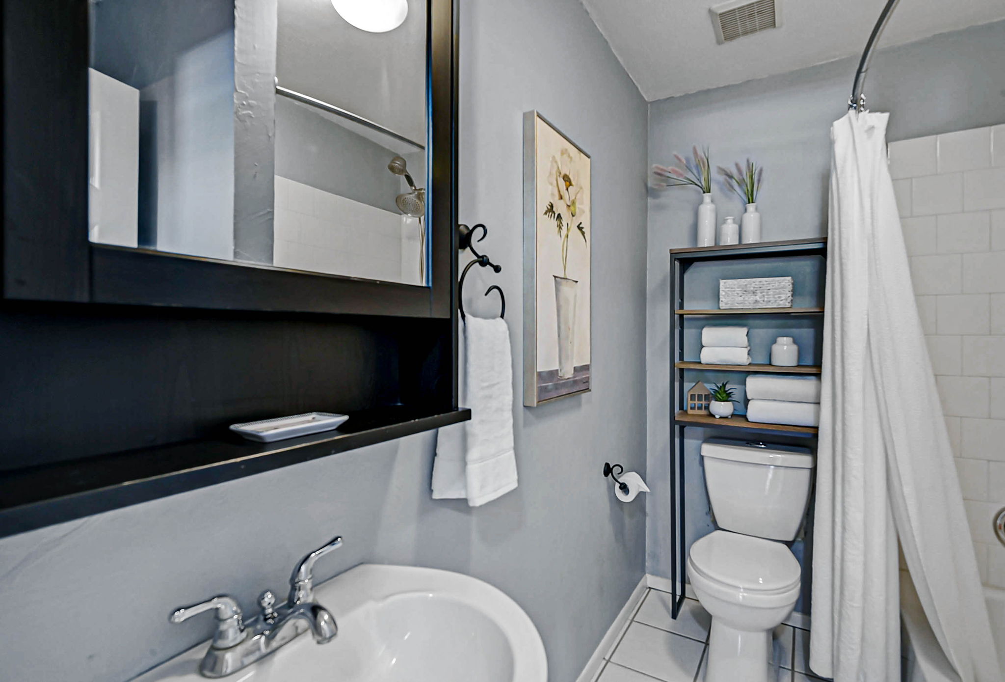 301 W South Ave-21