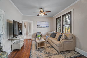 301 W South Ave-10