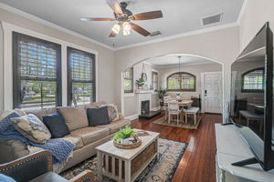 301 W South Ave-12