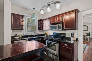 301 W South Ave-15