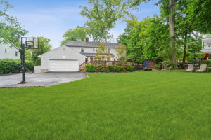  Photo 48