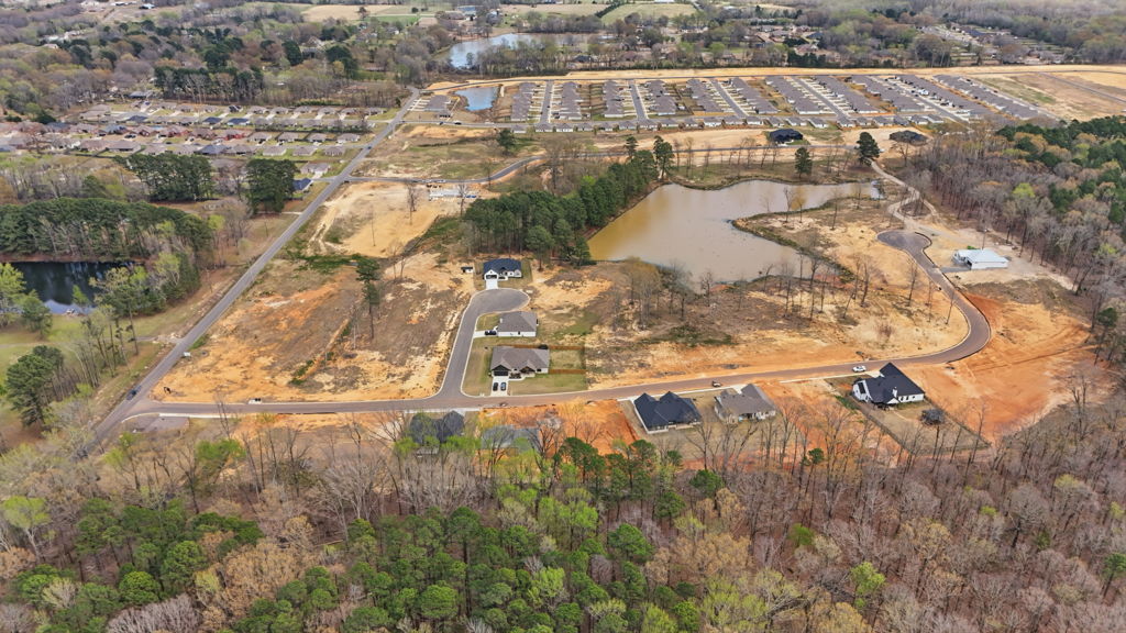 Land real estate media in Cabot, Arkansas by Avery & Bryant