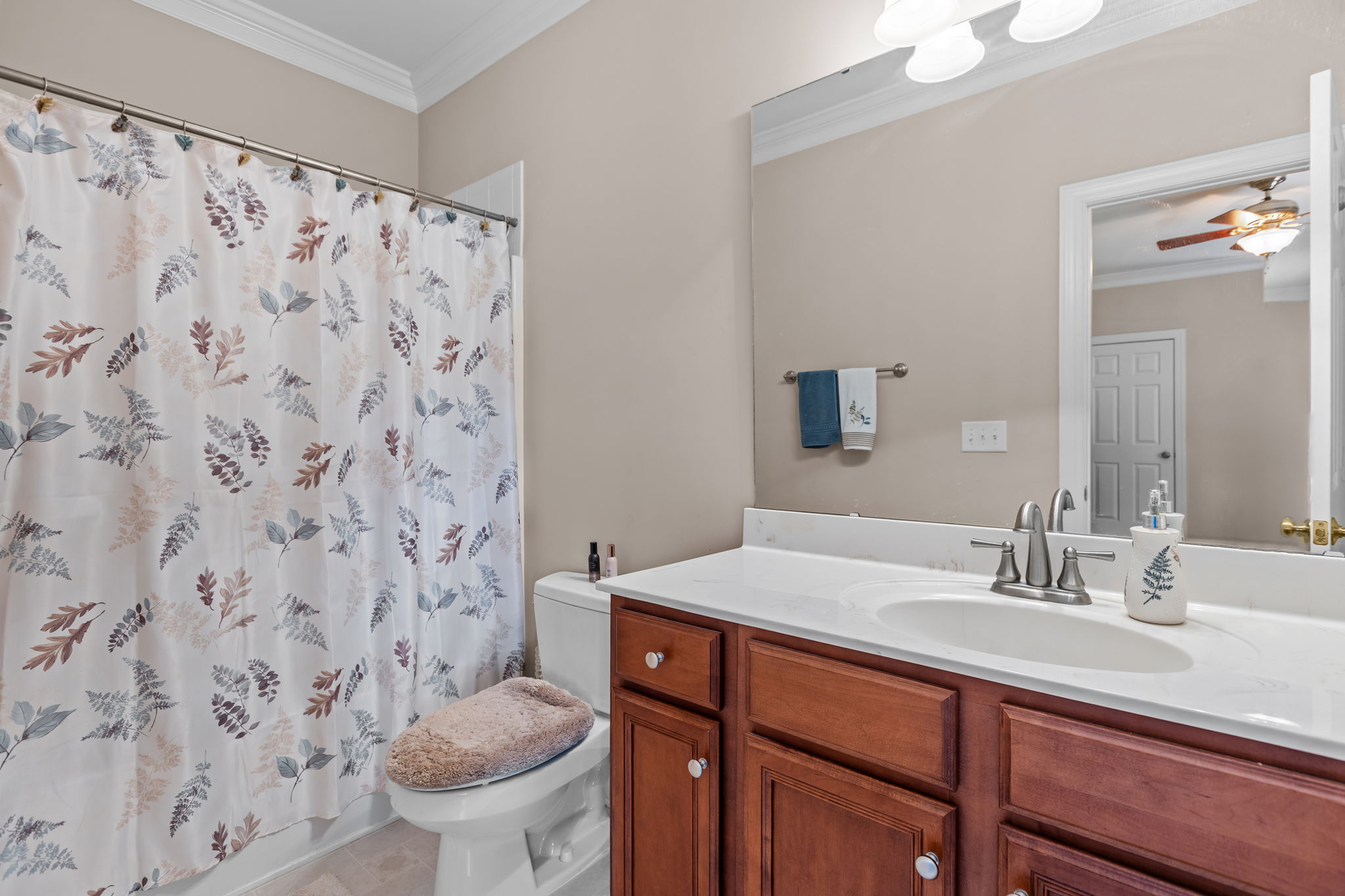 Bath 4 Ensuite