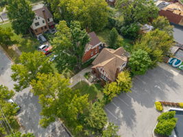 3011 Montclair--10