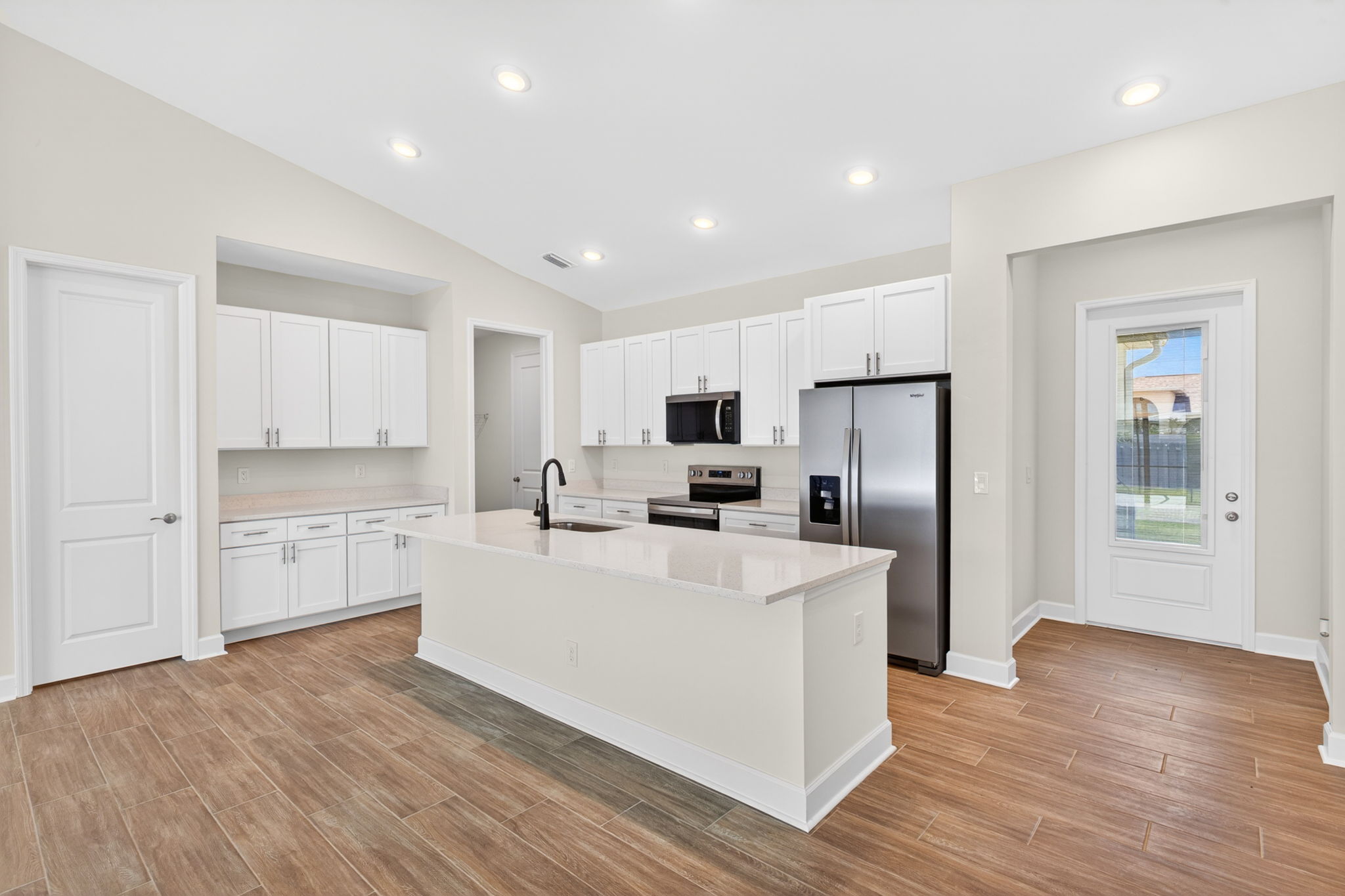 Kitchen 2