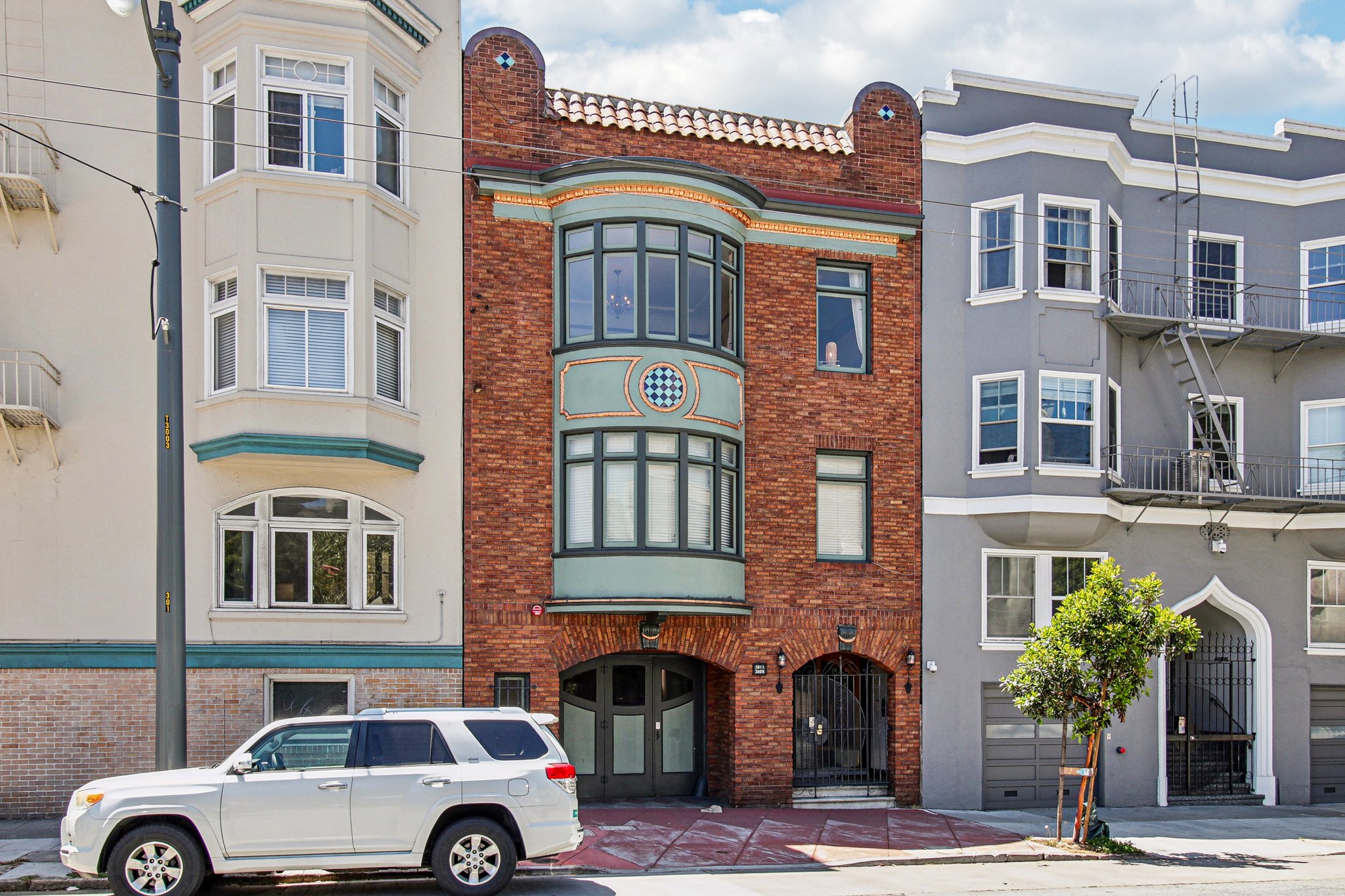 Van Ness Ave-1405-002.jpg