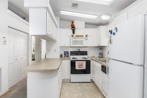 3012 Harpoon Ln, St James City, FL 33956, USA Photo 13