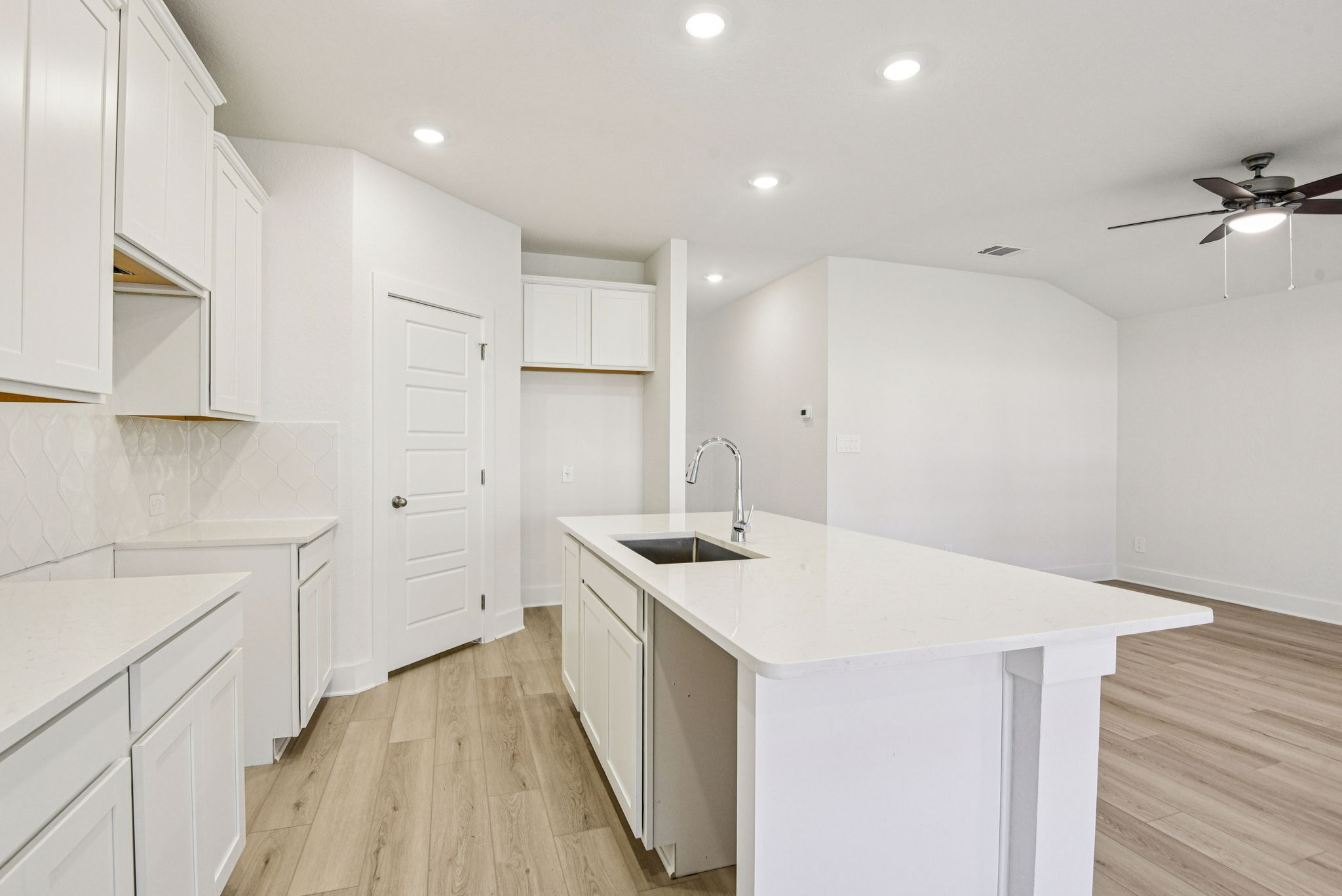 San Antonio - Lark Canyon- 3012 Nash Dr New Braunfels TX 78132-012