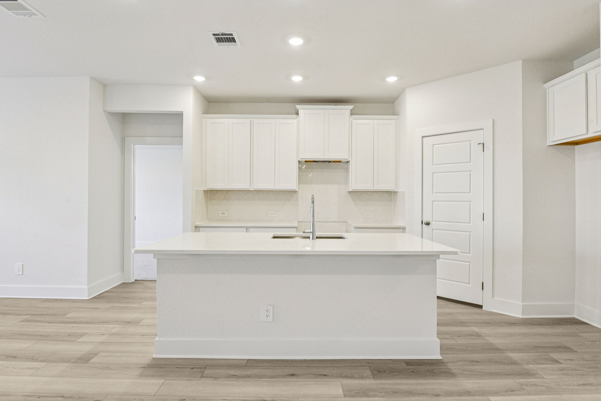 San Antonio - Lark Canyon- 3012 Nash Dr New Braunfels TX 78132-014