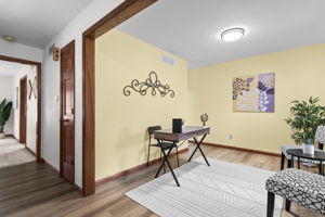 Den Office