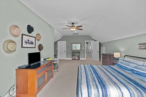  Photo 44