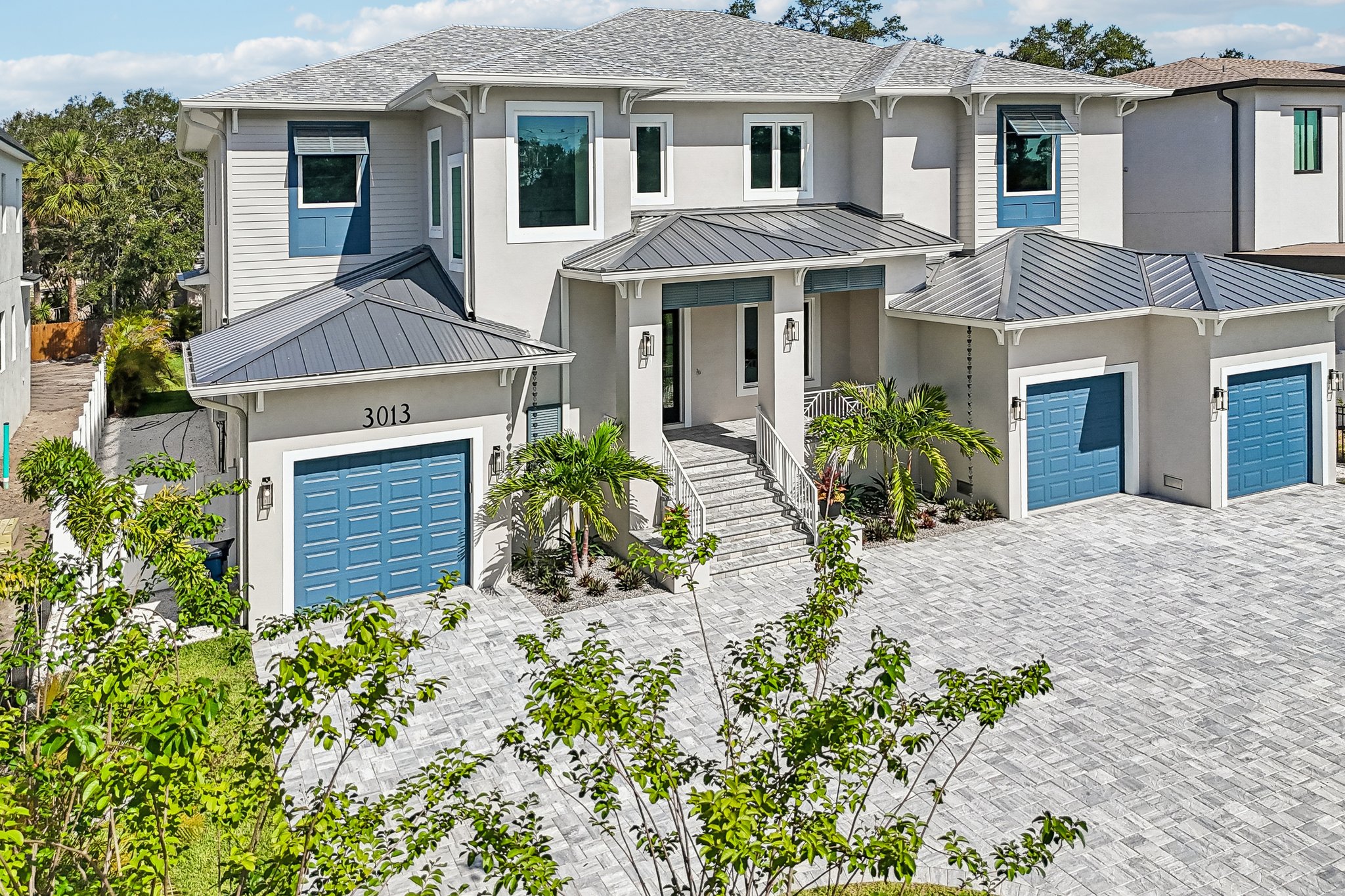 - 3013 S West Shore Blvd-S1906-007.jpg