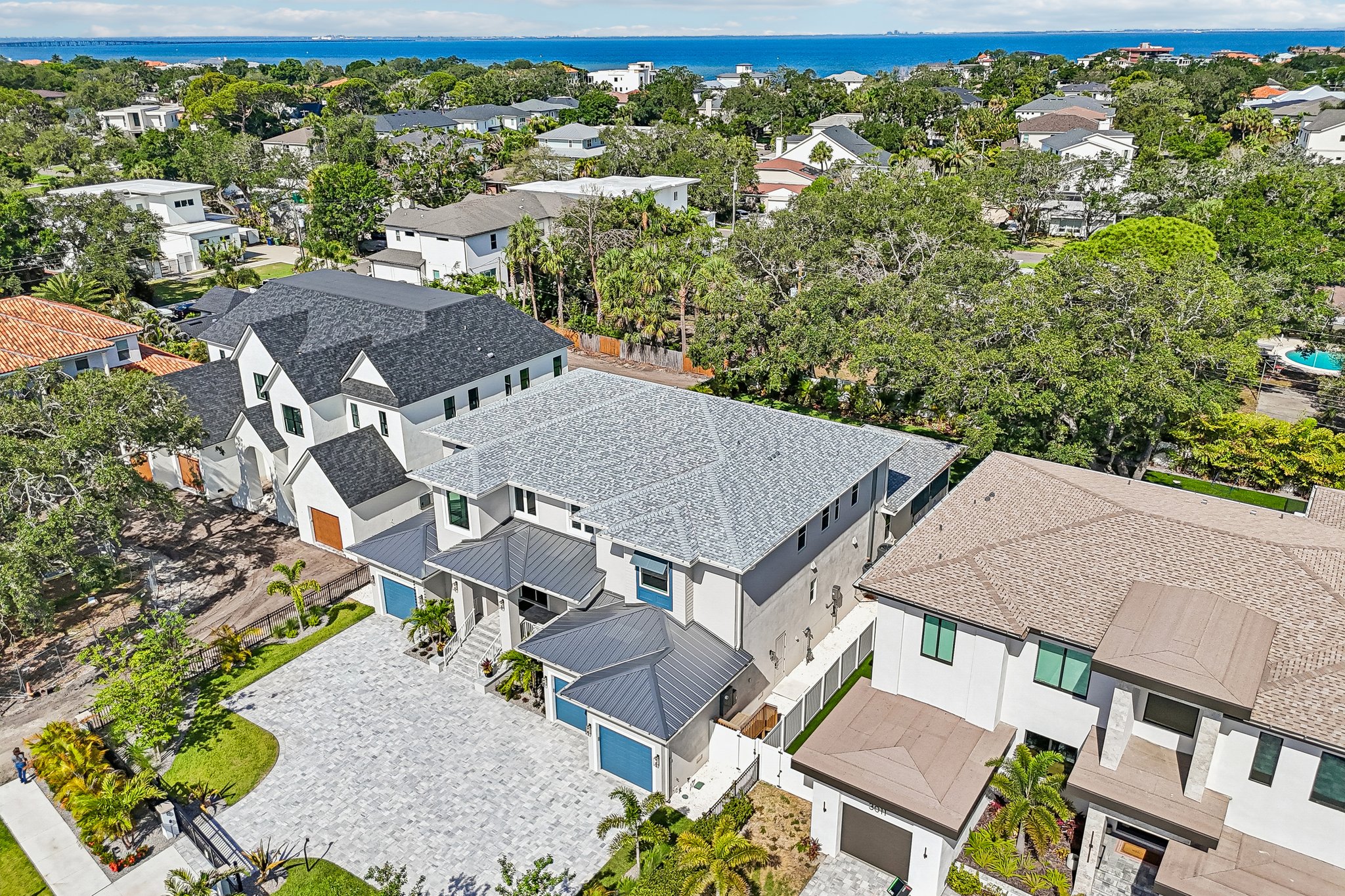 - 3013 S West Shore Blvd-S1906-014.jpg
