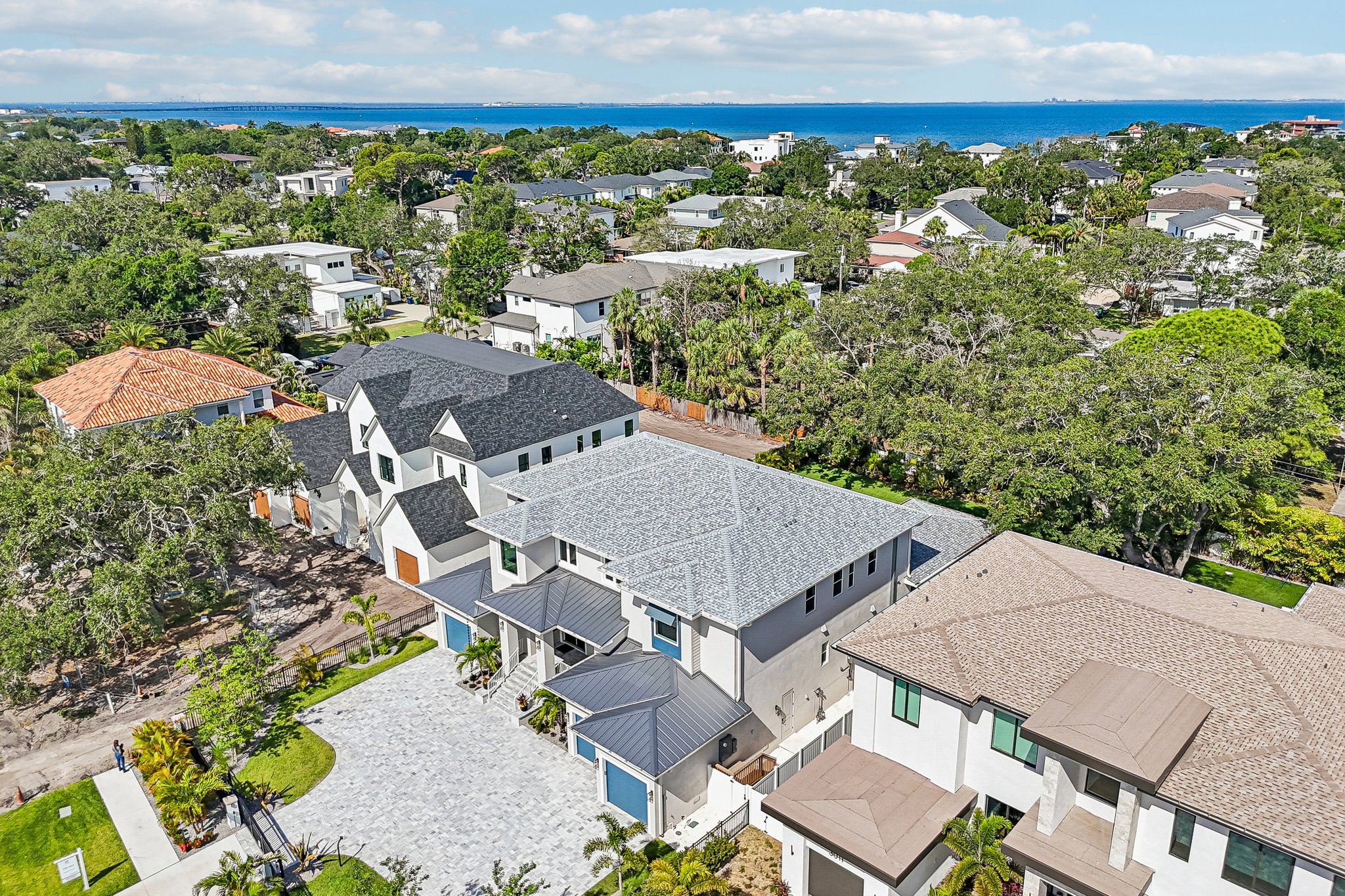 - 3013 S West Shore Blvd-S1906-016.jpg