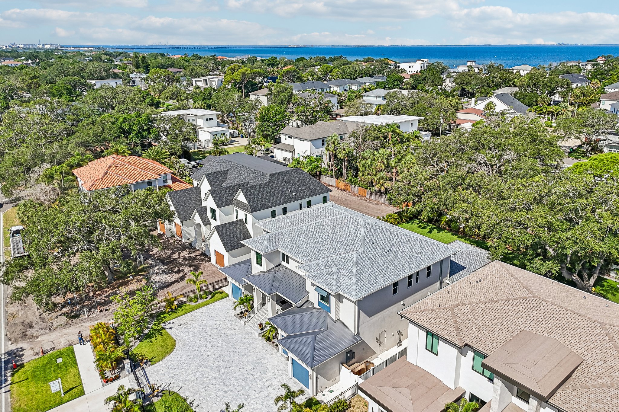 - 3013 S West Shore Blvd-S1906-019.jpg