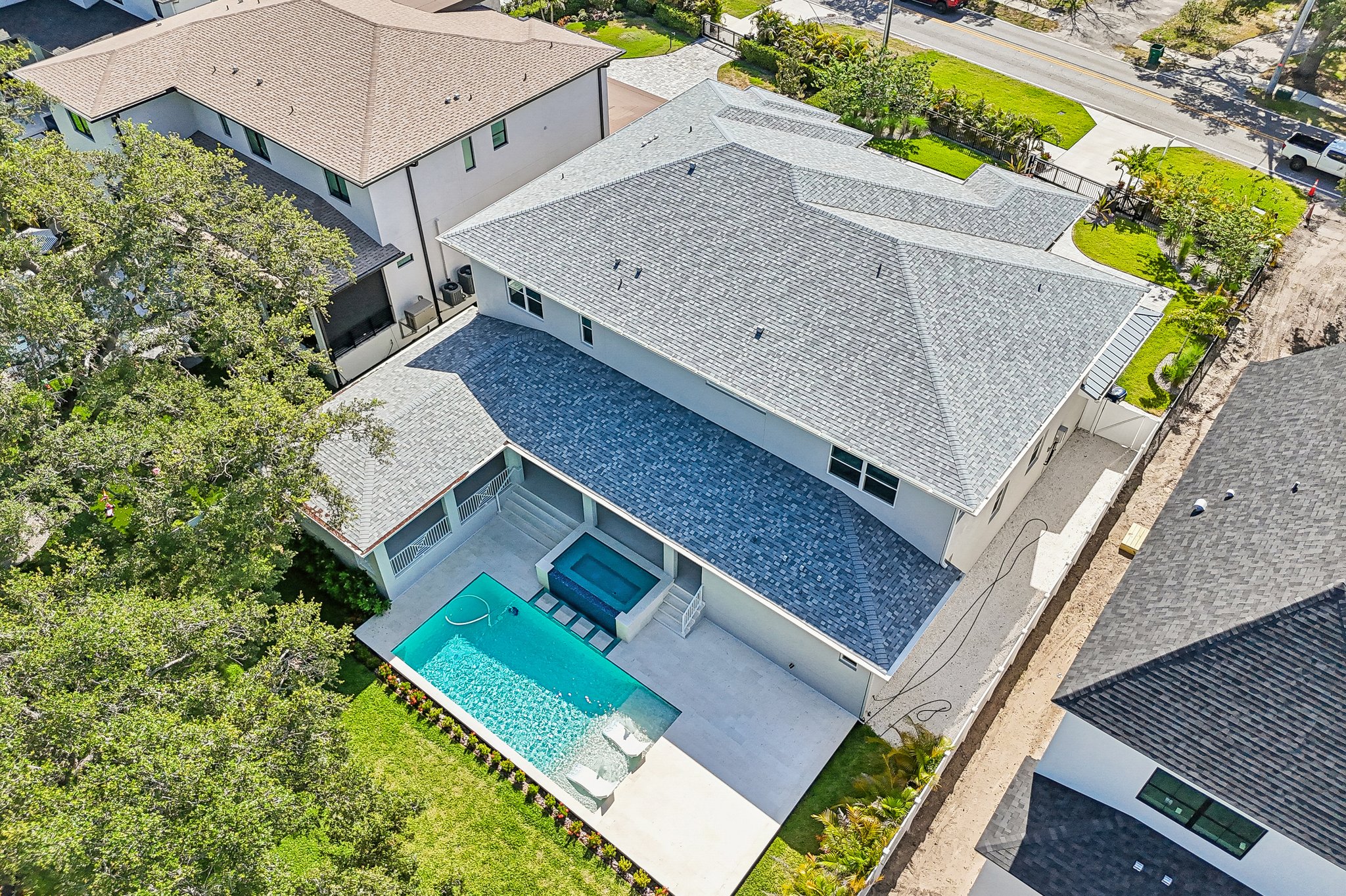 - 3013 S West Shore Blvd-S1906-022.jpg