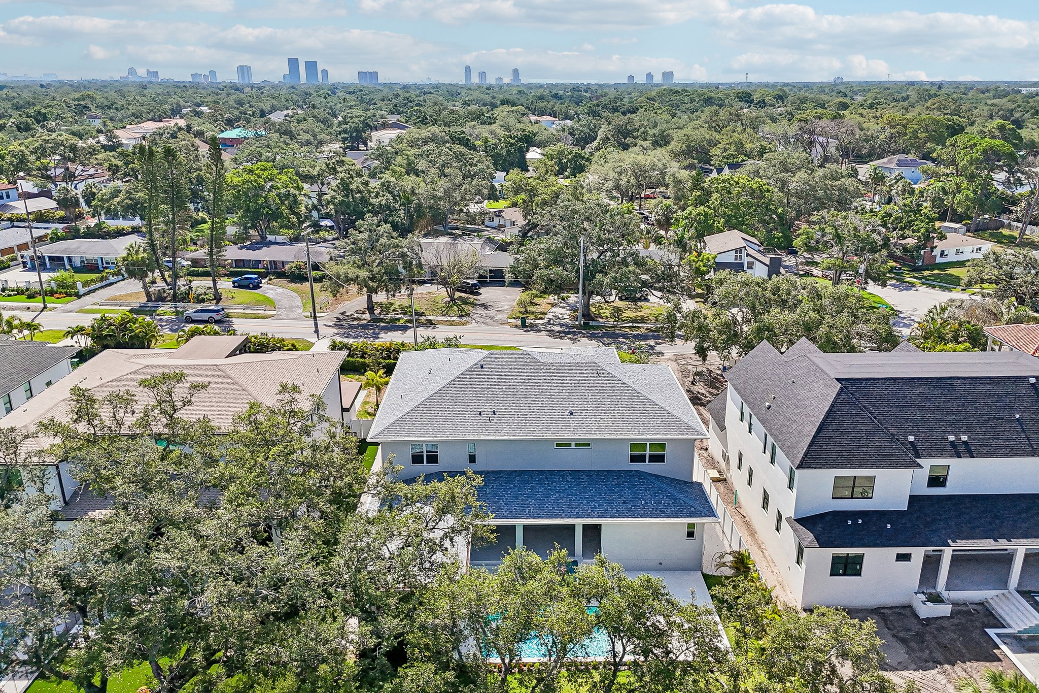 - 3013 S West Shore Blvd-S1906-026.jpg